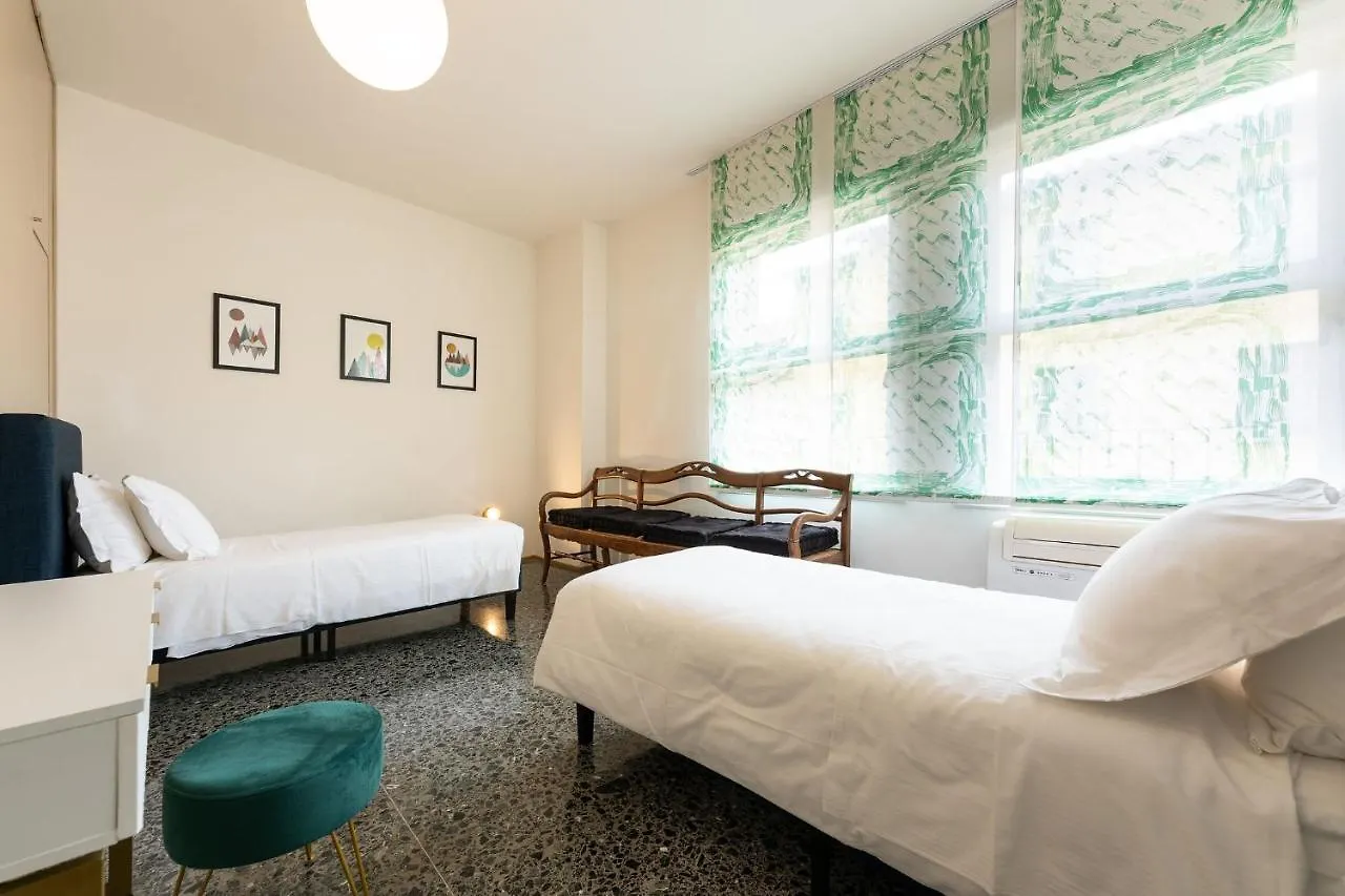 Por Santa Maria Apartment Florence