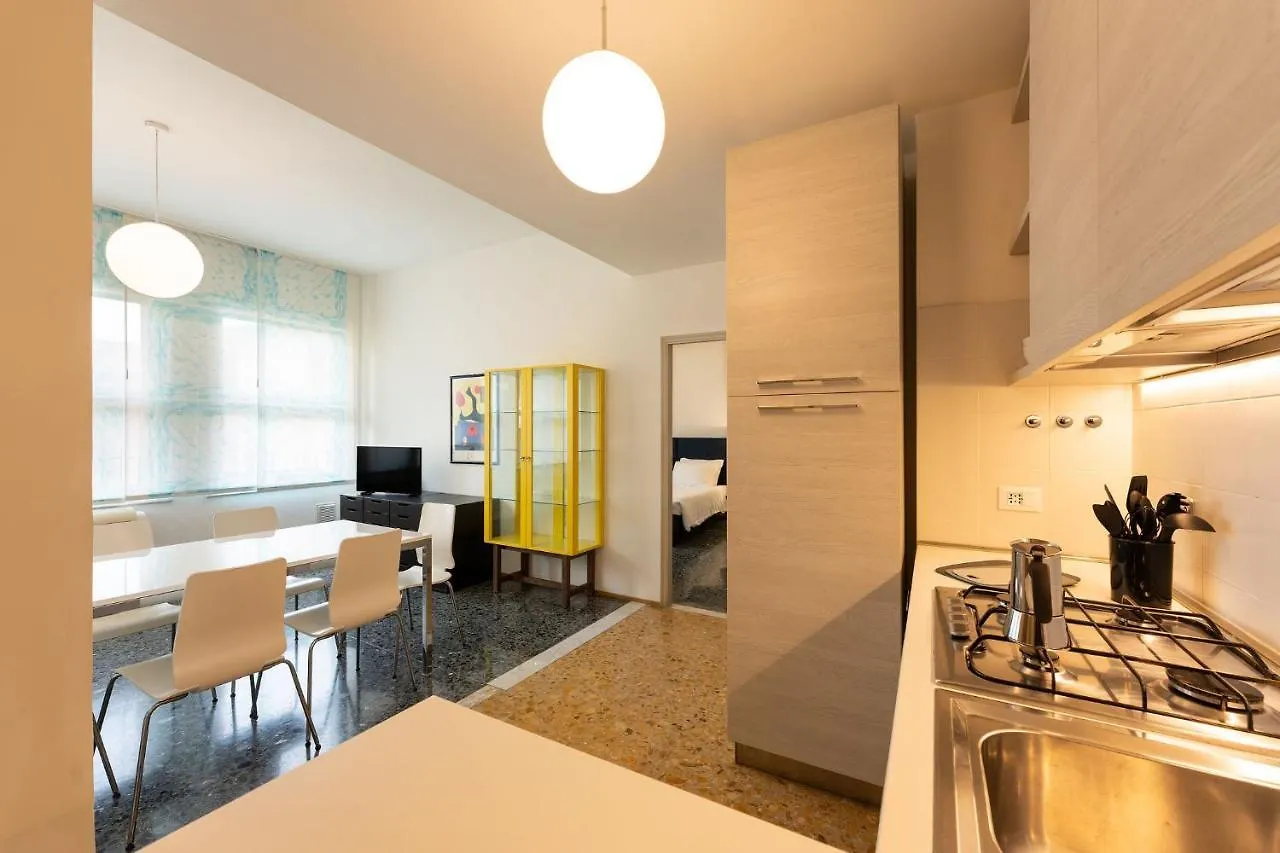 Por Santa Maria Apartment Florence Italy