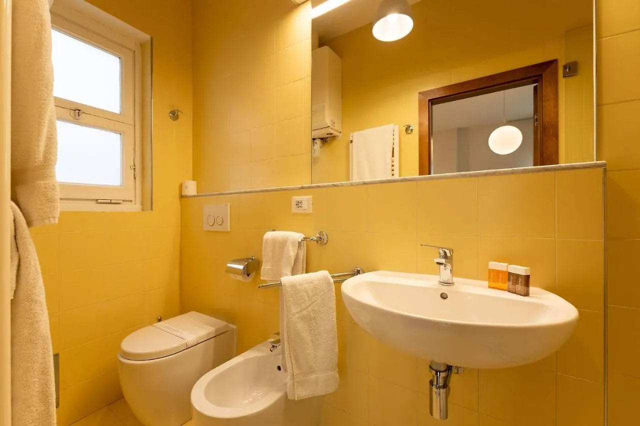 Por Santa Maria Apartment Florence