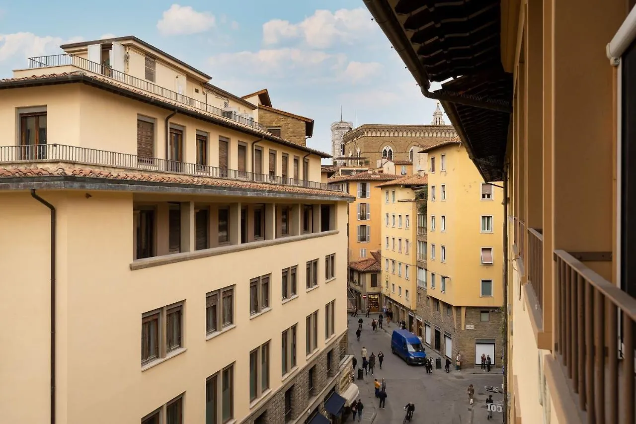 Por Santa Maria Apartment Florence Italy